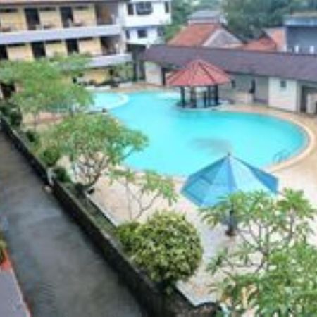 Uni Beach Hotel Pangandaran Exterior foto