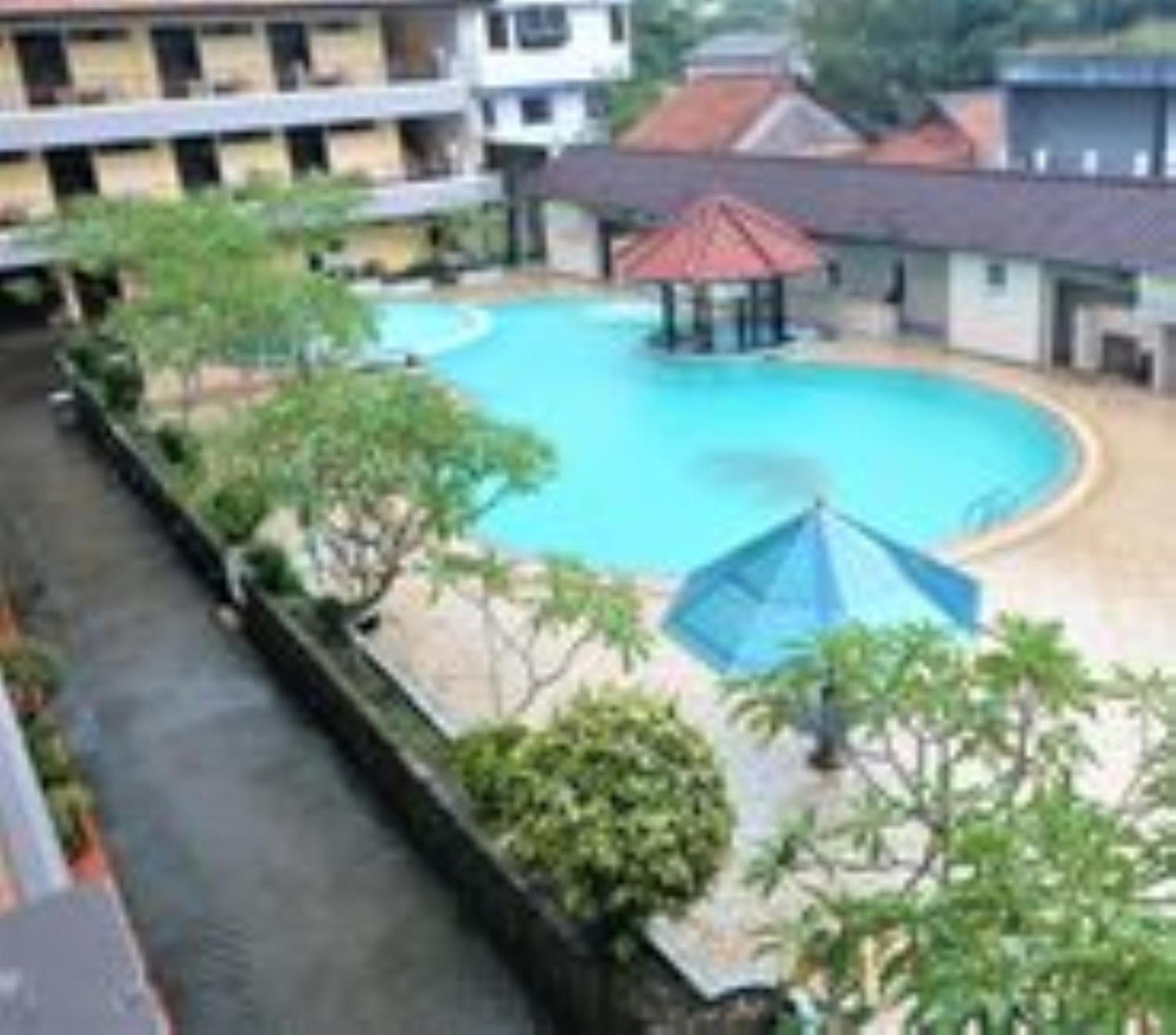 Uni Beach Hotel Pangandaran Exterior foto